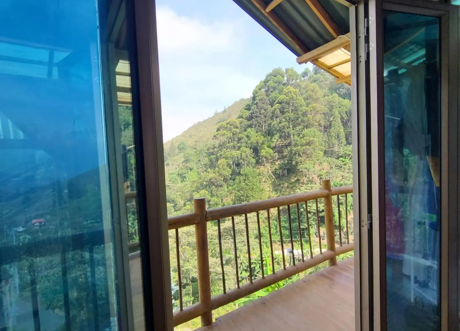 Cabana La Trinidad Sta Elena contacts